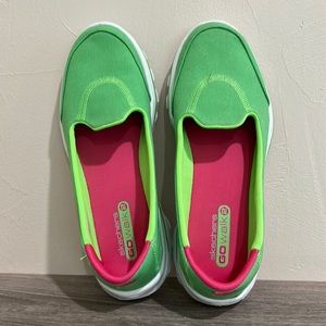 Skechers Go Walk 2